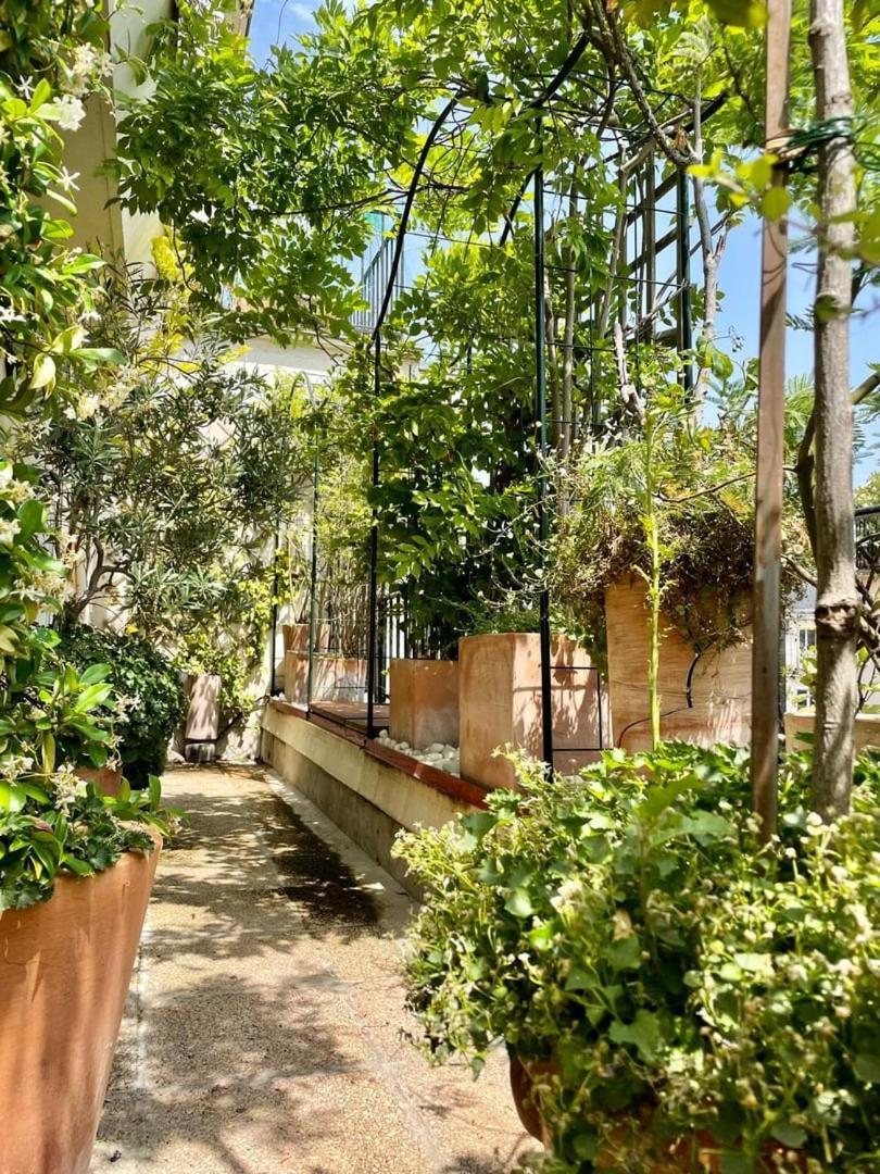Guestready - Sejour Raffine Pres De La Tour Eiffel Apartment *